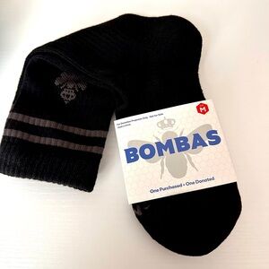 NWT Bombas crew socks